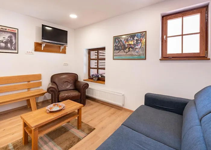 Zynga - Stud Farm アパート